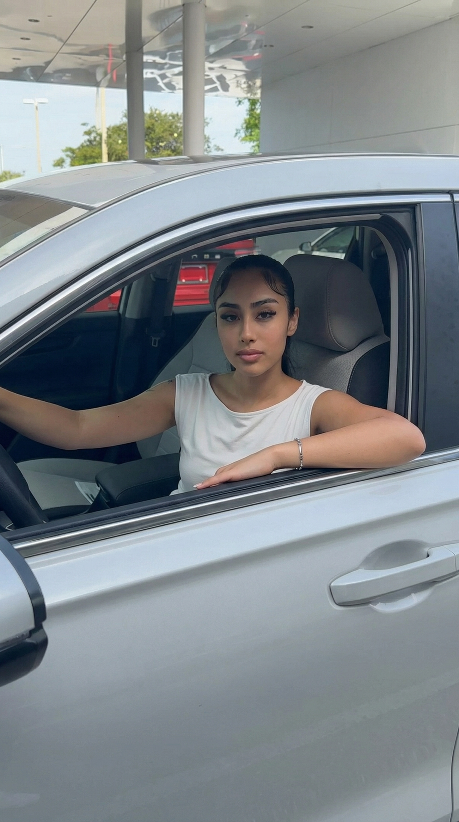 Aaliyah J. featured rep